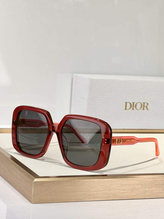 Picture of Dior Sunglasses _SKUfw76988817fw